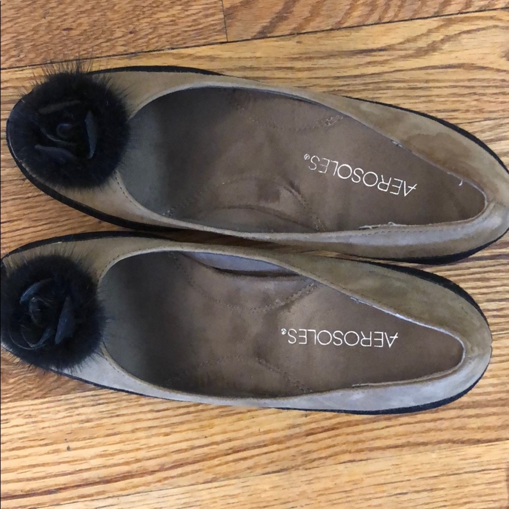 Aerosoles open toe pumps